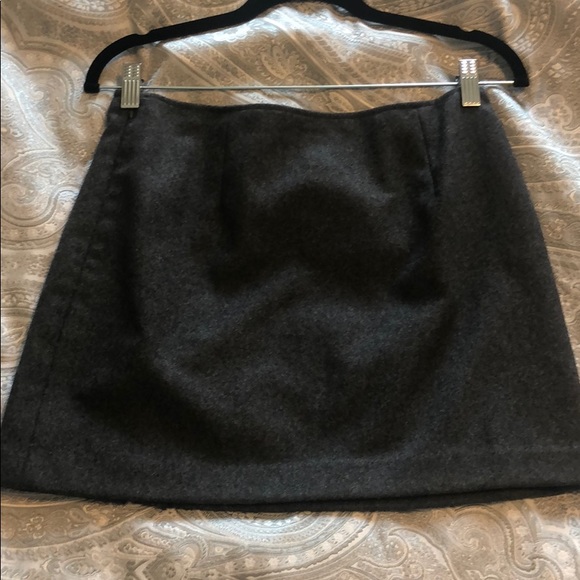 Like new express wool skirt - Picture 4 of 5